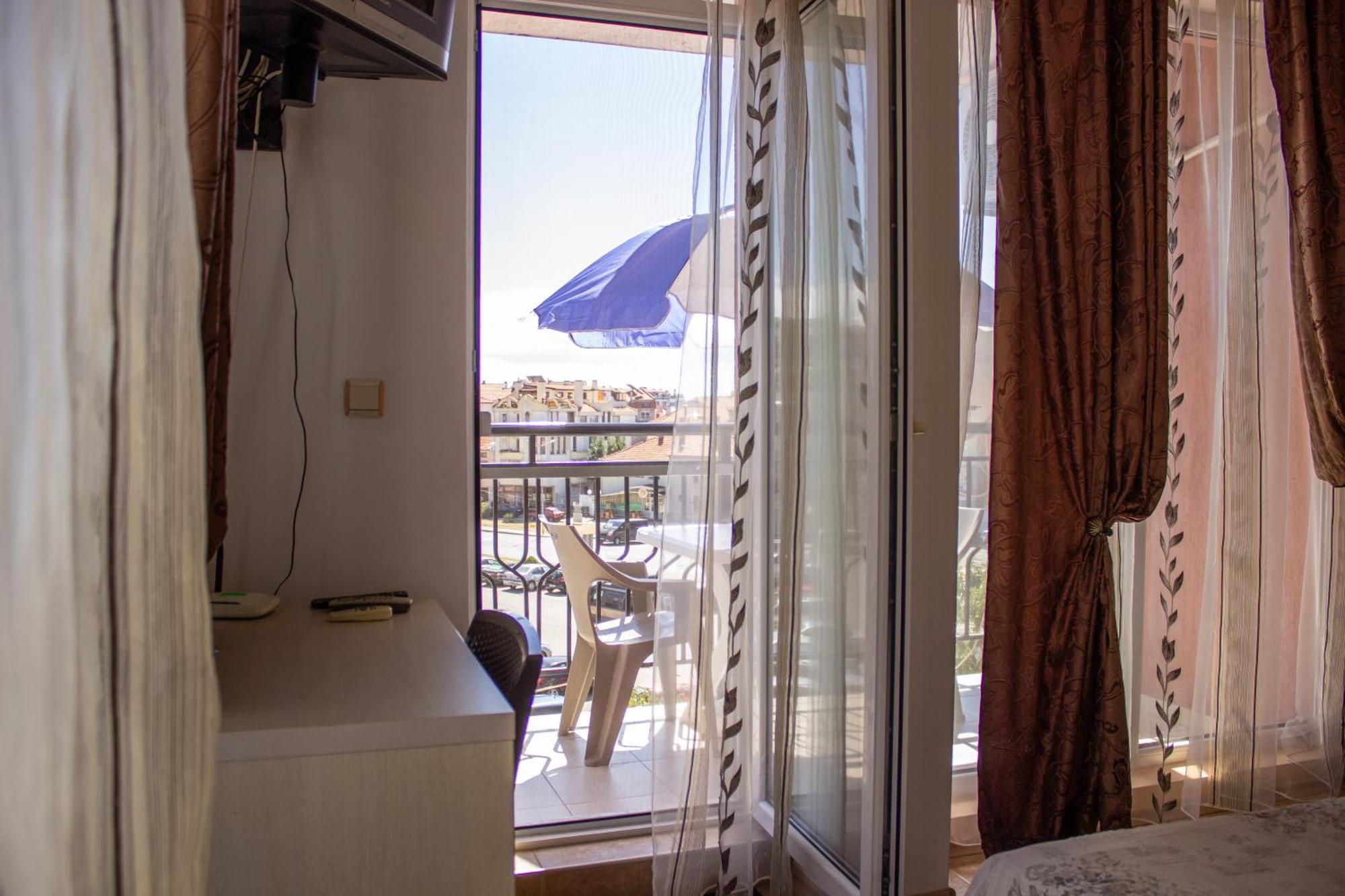 Central Couple Studio Pomorie Extérieur photo